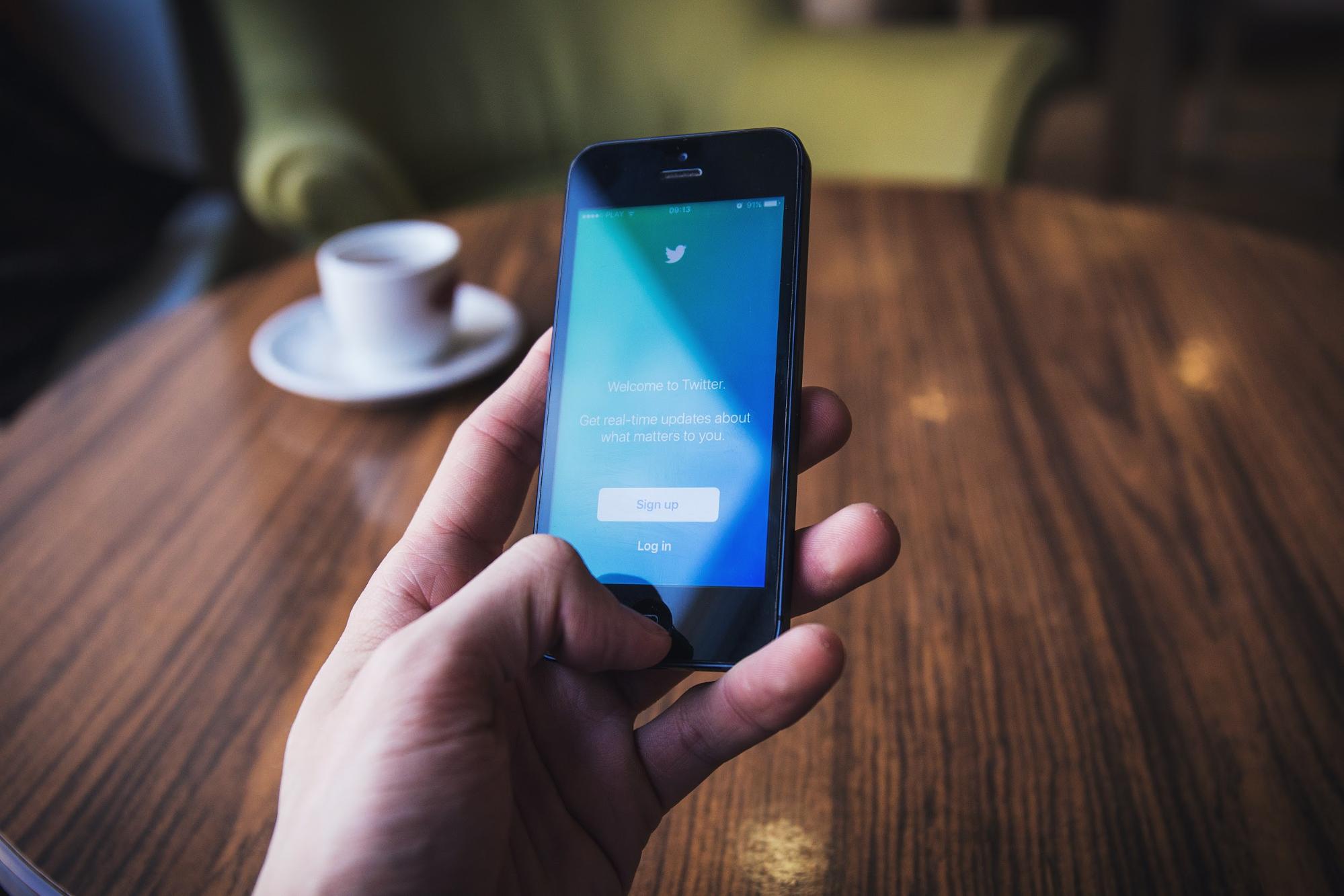 Twitter app screen